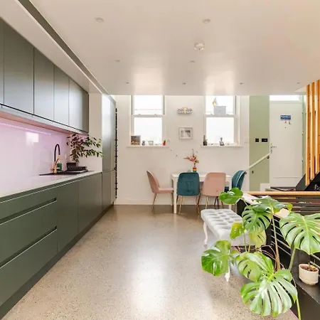Stylish House In Hébergement de vacances