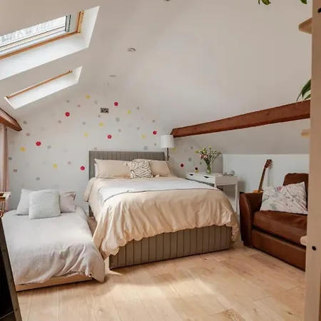 Stylish House In Hébergement de vacances Dublin